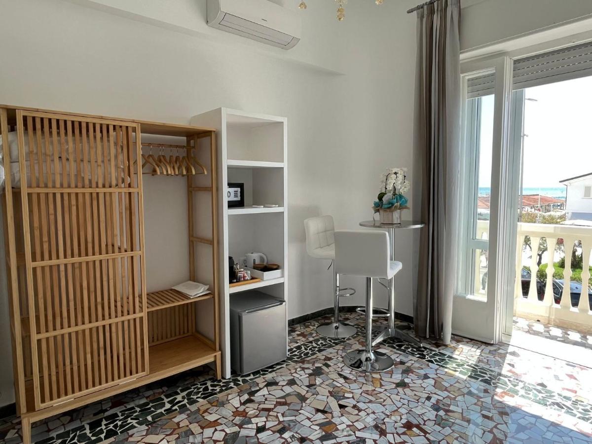 Al Mare 54 Luxury Guest House Lido di Camaiore Kültér fotó